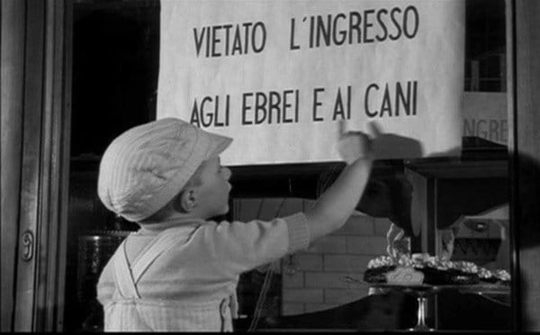 L’insopportabile lezzo del razzismo