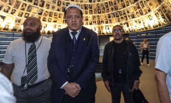 L’Imam di Francia: “Italia, attenta: rischi di finire nelle mani degli integralisti islamici”