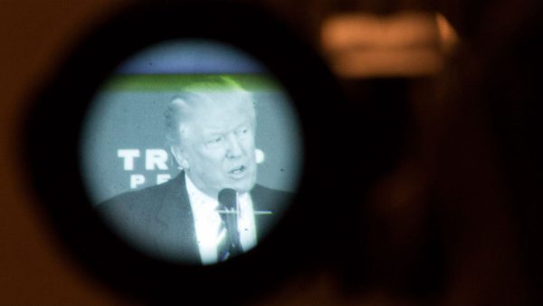 Iran, condanna a morte per Trump. Gli ayatollah:  “Portateci la sua testa”